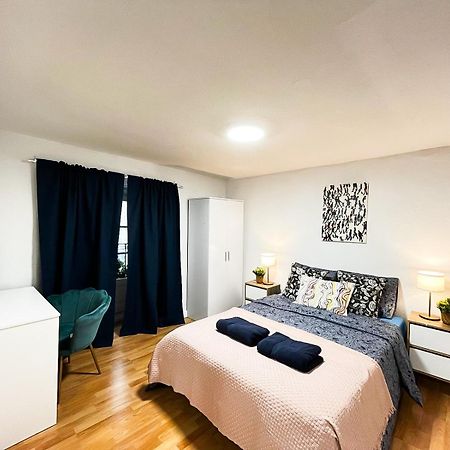 Madrid Rooms - Callao Ch Buitenkant foto